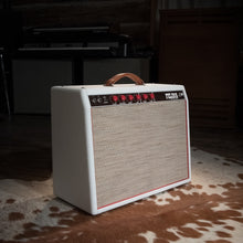 Load image into Gallery viewer, "Felina" Deluxe Amplification Breaking Bad Tribute -ABQ Edition