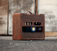 Load image into Gallery viewer, "’59 Tweed" Deluxe Amplification 5E3 Barnwood