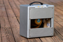 Load image into Gallery viewer, "Ricky Rocket" Deluxe Amplification 5 Watt