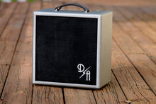 Load image into Gallery viewer, "Ricky Rocket" Deluxe Amplification 5 Watt
