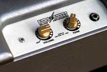 Load image into Gallery viewer, &quot;Ricky Rocket&quot; Deluxe Amplification 5 Watt
